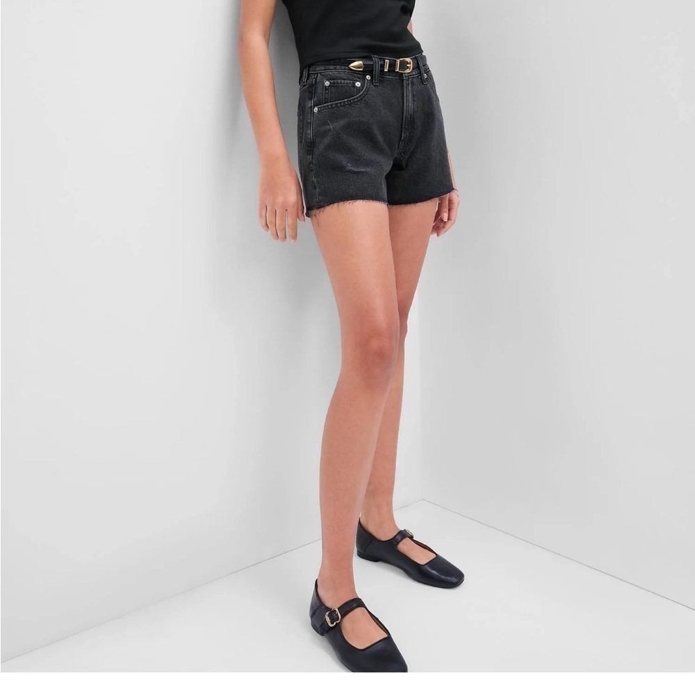 Gap‎ 1969 Washed Black Raw Hem Slim Shorts
